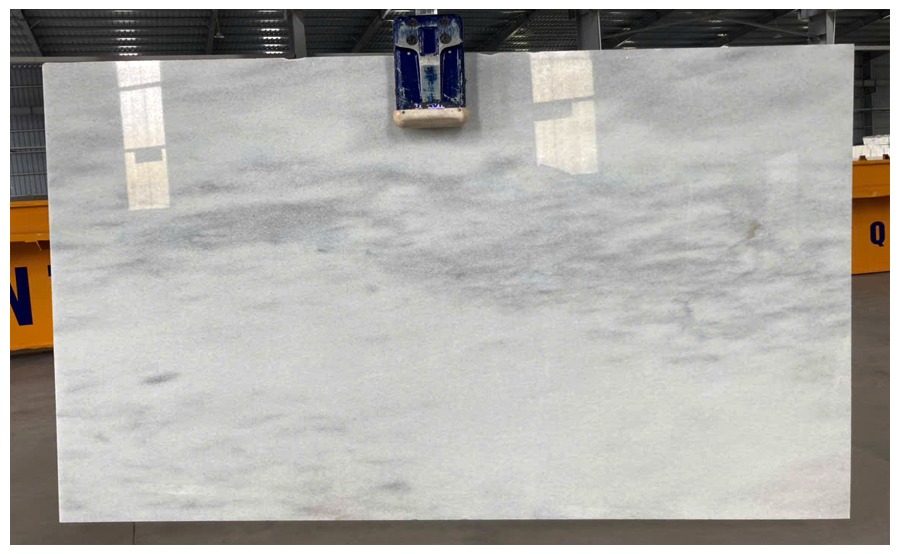 Cloudy White Marble Slabs